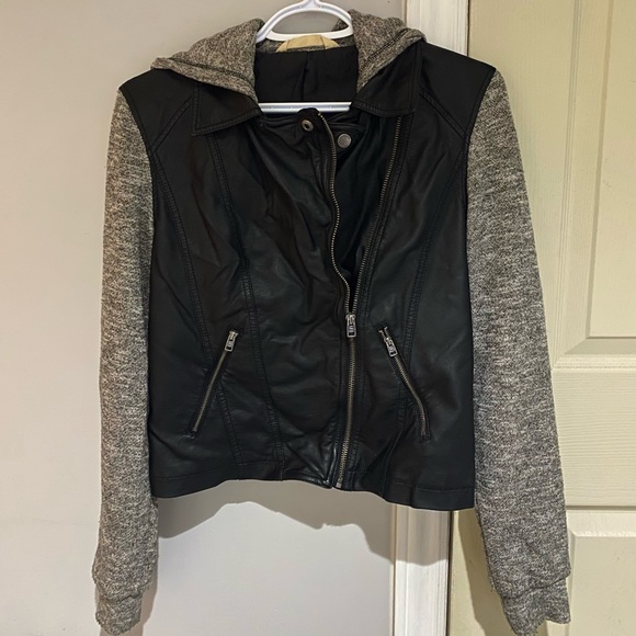 Leather Jacket with hood - Picture 1 of 2